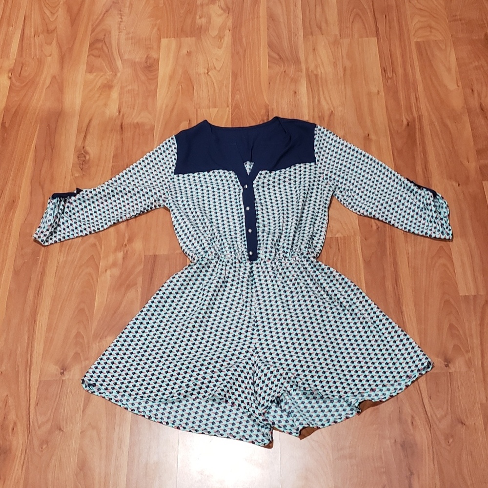 Patterned 3/4 Sleeve Mesh Romper